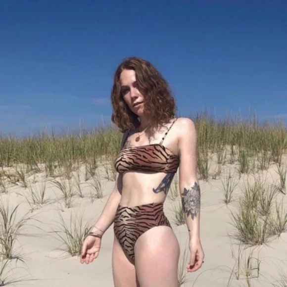 Vitamin A Ziva Tiger Animal Print Neutra Top Barcelona High Waisted Bottom - Picture 4 of 7